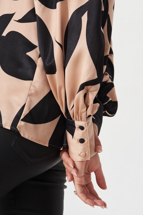 Callia Shirt In Brown With Black Print