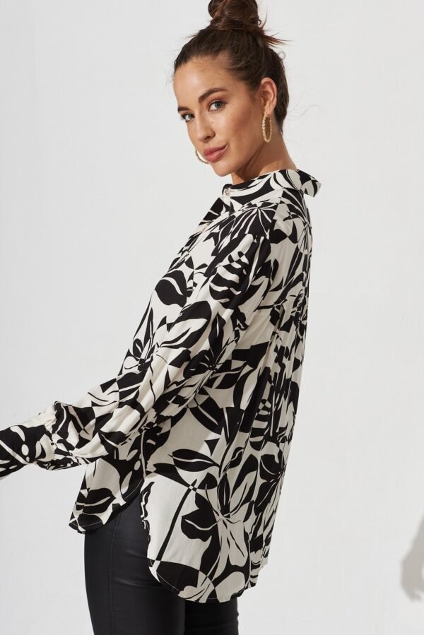 Shirt In White With Black Leaf Cotton