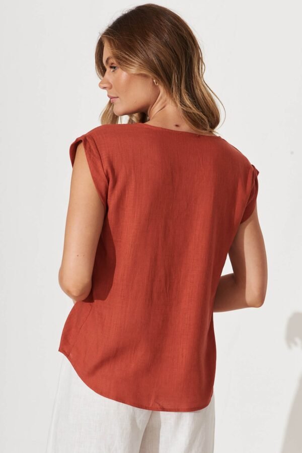 Top In Rust Linen Blend