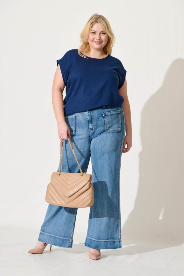 Top In Navy Linen Blend