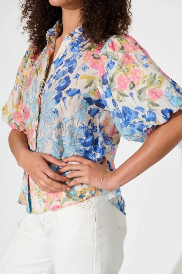 Shirt In Vintage Floral Print